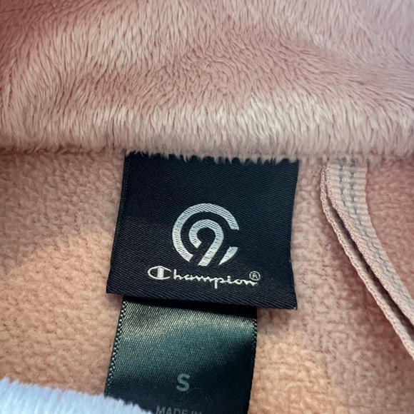 Champion Sherpa sweatshirt from Target - Picture 2 of 3